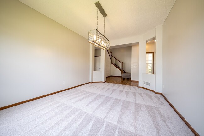 Building Photo - 15515 59th Pl N