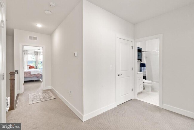 Building Photo - 10424 Ratcliffe Trl