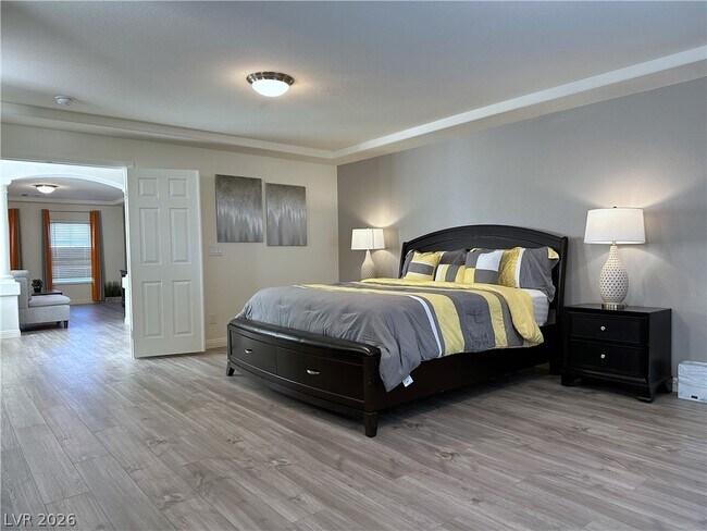 Building Photo - 8573 Silver Coast St