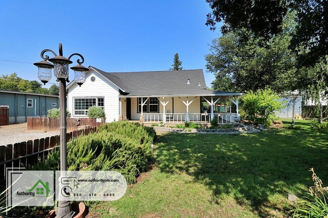 Building Photo - 1840 Heller Ln