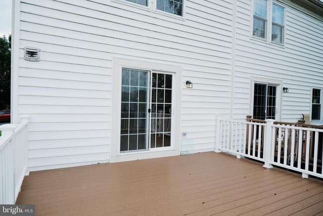 Building Photo - 23161 Timber Creek Ln