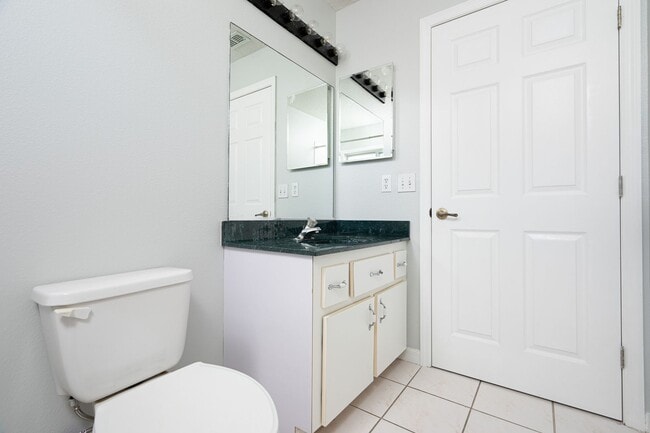 Building Photo - Beautiful Home in Ormond Beach