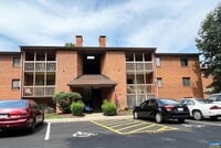 Building Photo - 125 Turtle Creek Rd