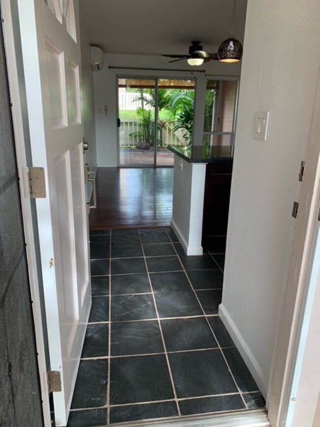Building Photo - Hoomaka Village (Waikele) 2 Bedrooms, 1 bath ground floor unit w/ 1 parking - Avail now