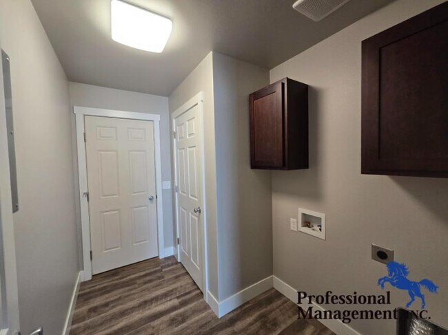 Building Photo - 3 bedroom in Billings MT 59105