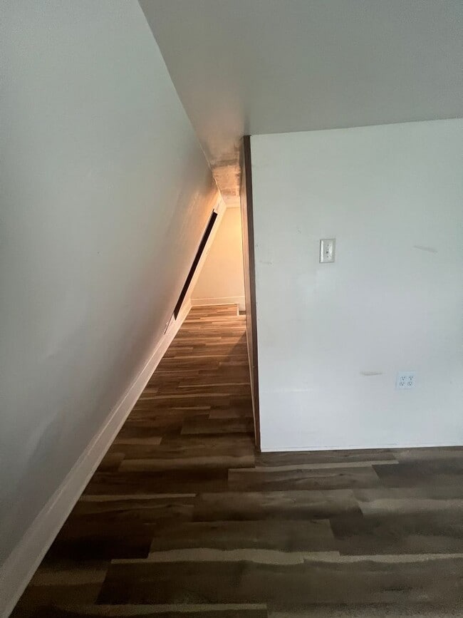 Building Photo - Click the “Apply Now” button or email wapmrentals@gmail.com for a prompt response.