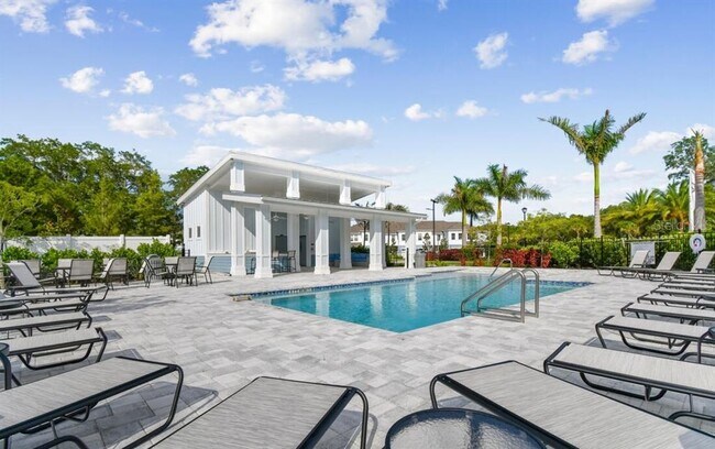 Building Photo - 3080 Via Sienna Cir