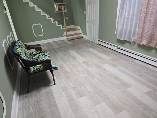 Building Photo - 4-5 Bedroom, 2 Bathroom 2-Story Detached H...