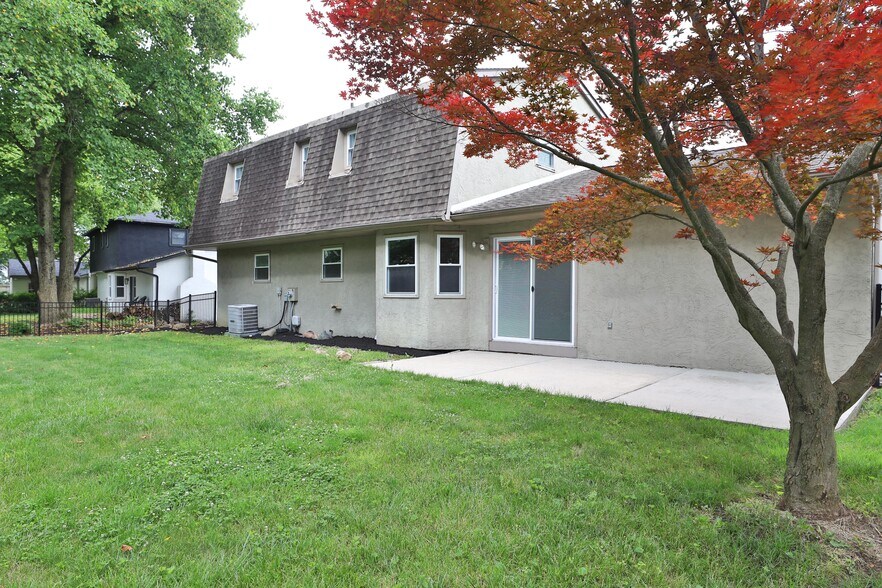 Building Photo - 7002 Wethersfield Pl