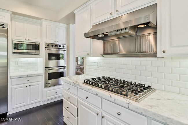 Building Photo - 23287 Park Basilico