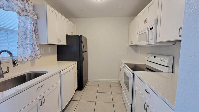 Building Photo - 6417 Flintlock St
