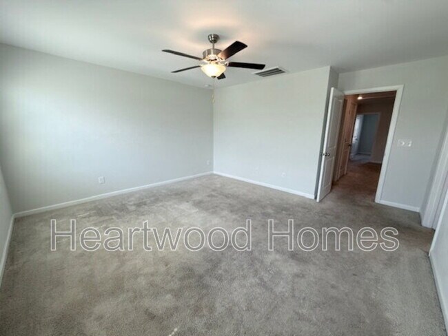 Building Photo - 406 Eclipse Ln