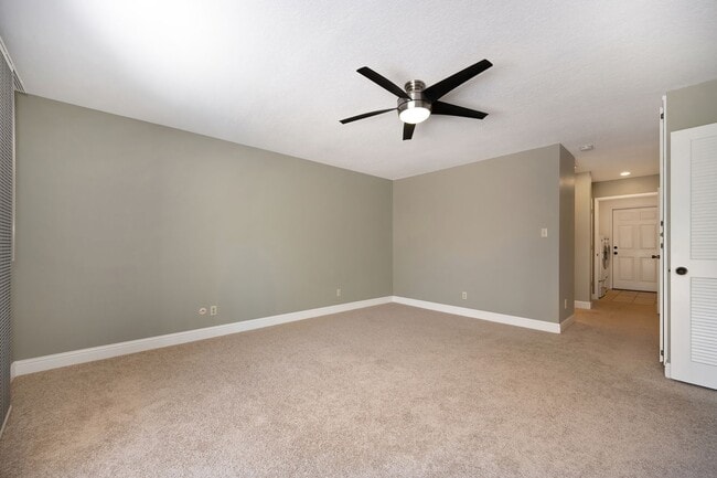 Building Photo - South Auburn Gem! Stylish 2BR Townhome in ...