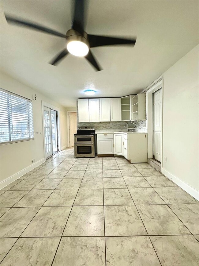 Building Photo - 4161 SW 56th Terrace