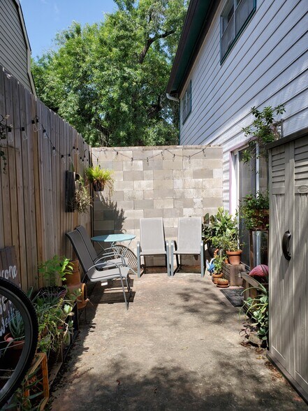 Patio - 1126 Hollow Creek Dr
