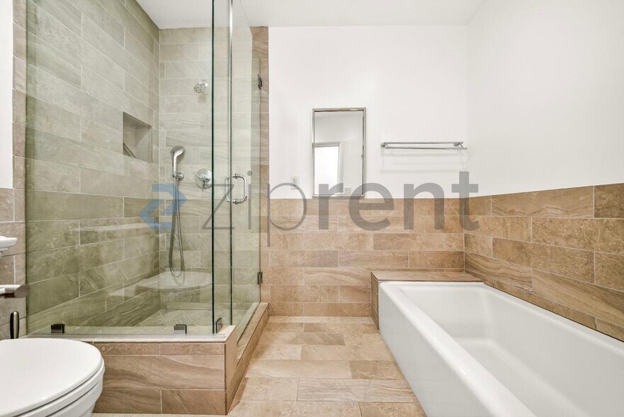 Building Photo - 14335 Huston St