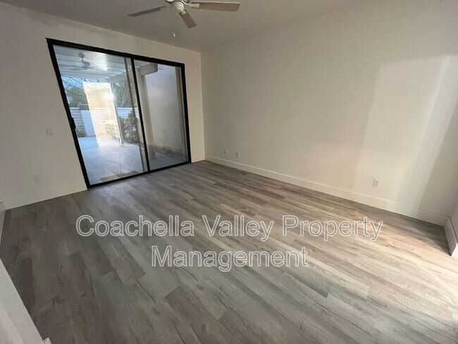 Building Photo - 41682 Aventine Ct