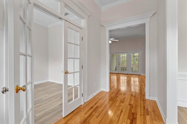 Building Photo - 1771 Cassatt Dr