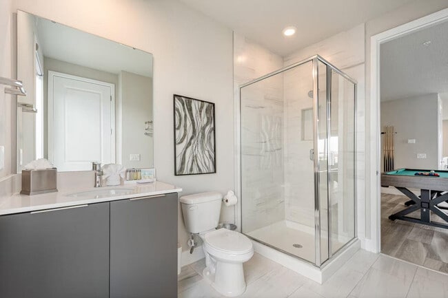 Building Photo - 7740 Sandy Ridge Dr