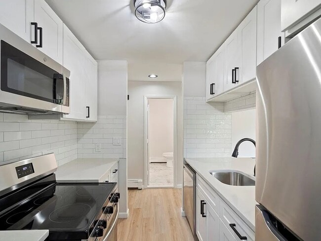 Building Photo - 38 Meadowlark Ln