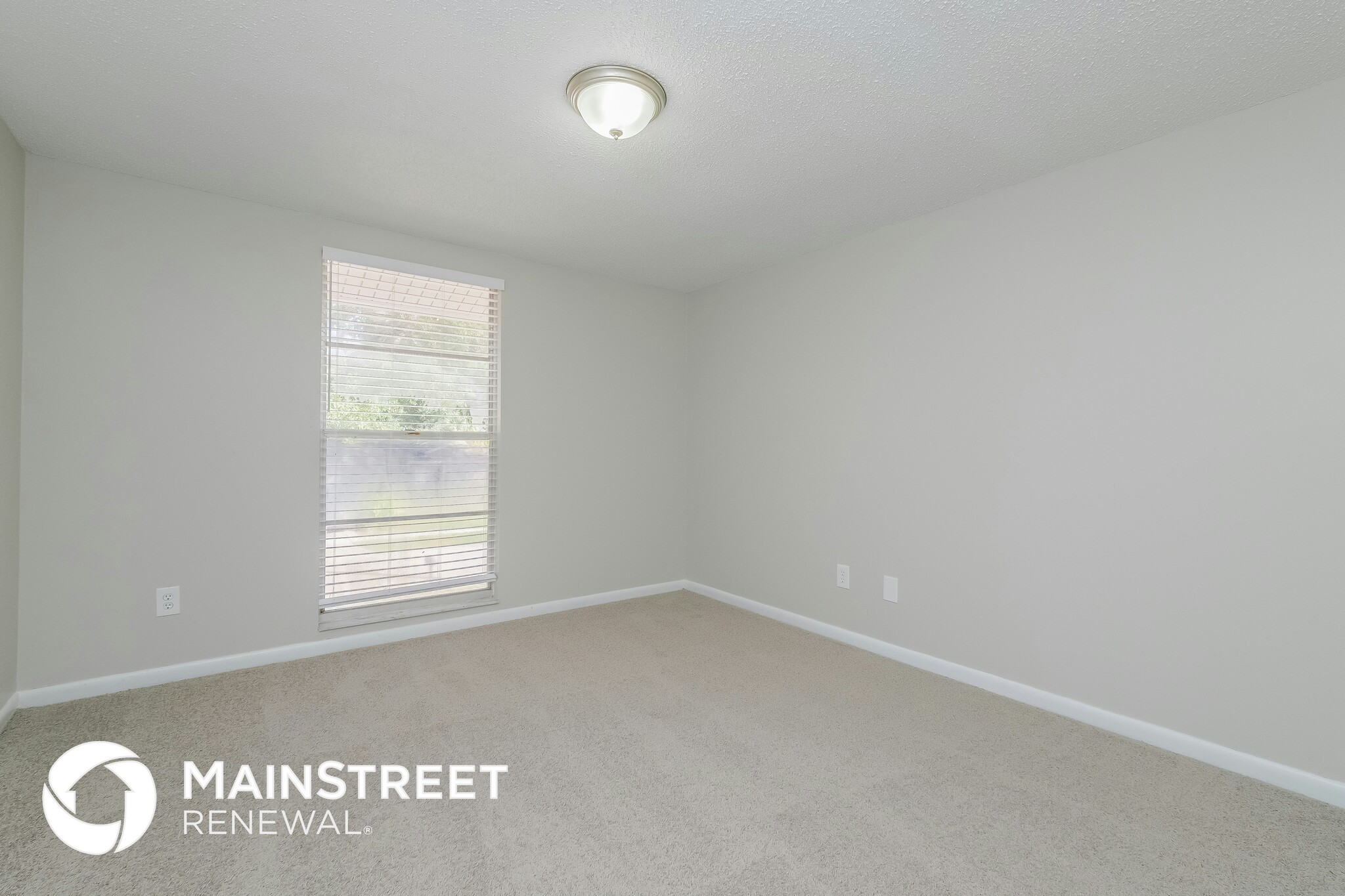 Building Photo - 7406 Meadow Dr