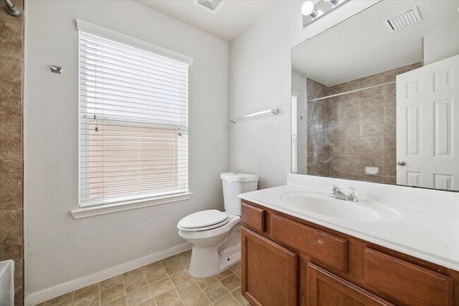 Building Photo - 20566 Sycamore Crest Ln