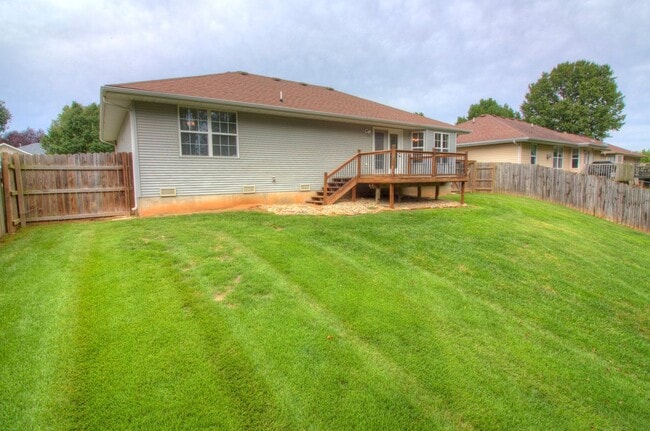 Building Photo - 3 Bedroom 2 Bathroom in Carden Meadows nei...