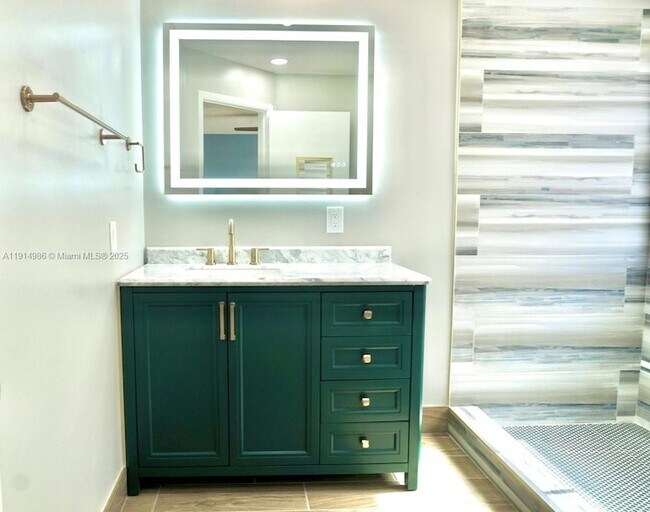 Building Photo - 4623 NW 97th Ct