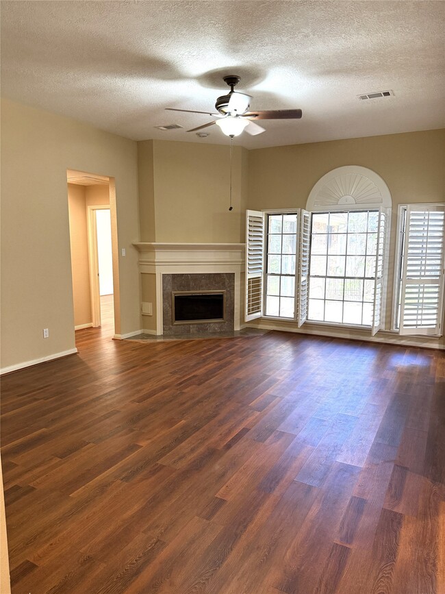 Building Photo - 12810 Apple Forest Trail