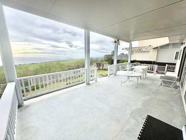 Building Photo - Stunning Ocean View 4/4 Home in Highly Desirable Neighborhood