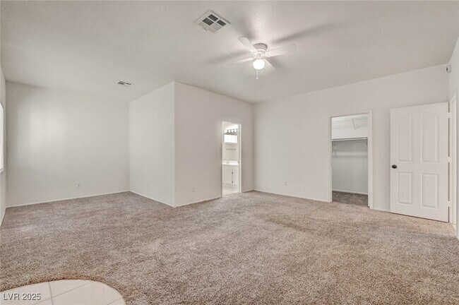 Building Photo - 8301 Boseck Dr