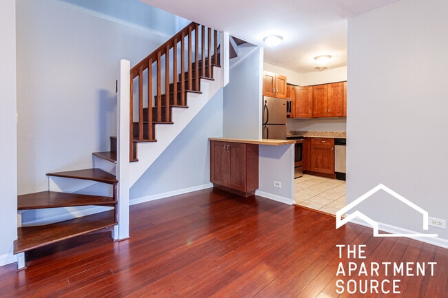 Building Photo - 752 W Gordon Ter