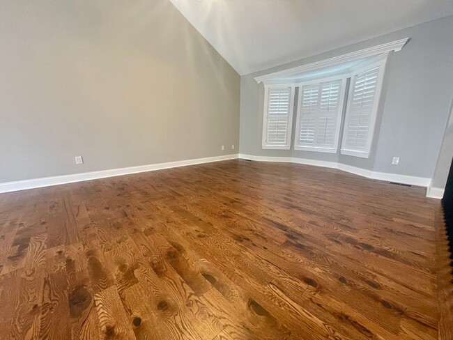 Building Photo - 4509 Parkway Dr