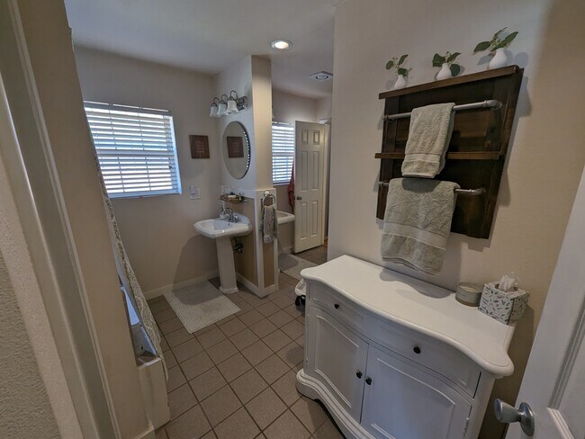 Building Photo - 2956 Randy Lane