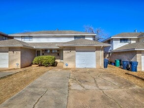 Building Photo - Updated in NE OKC for rent! Minutes to Broadway Extension/235 and Downtown!