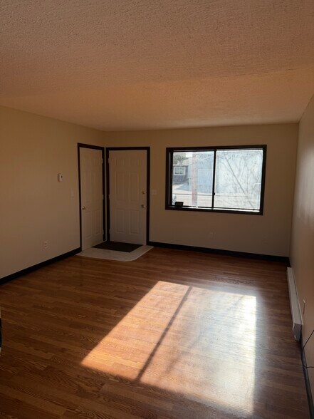 Building Photo - 2309 Mahogany Cir