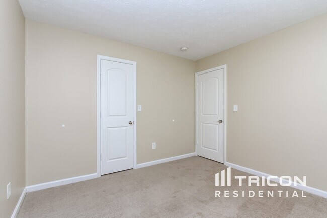 Building Photo - 5829 Mosaic Pl