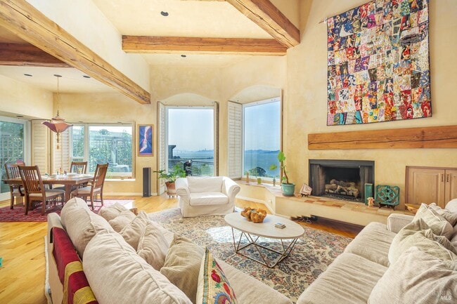 Building Photo - 245 Water St