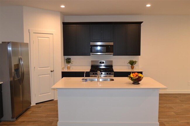 Building Photo - 1607 Portorosso Dr