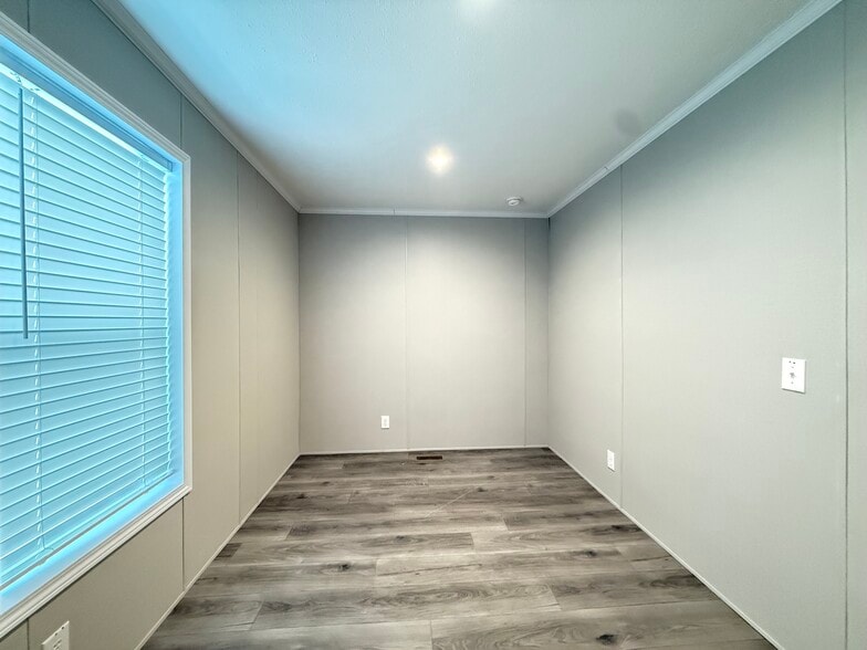 Building Photo - 52491 Potomac Ct