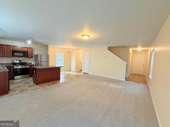 Building Photo - 18 Everett Cir SE