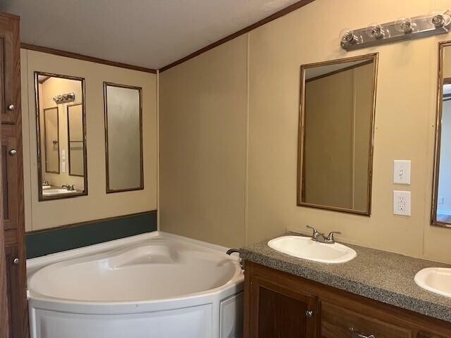 Building Photo - 13206 Captain Cir