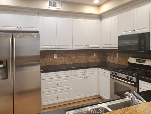 Building Photo - 55 Regal