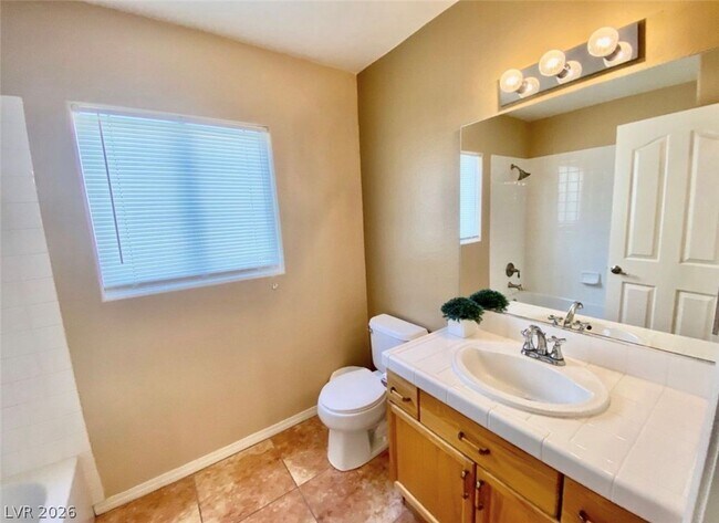 Building Photo - 7237 Tealwood St