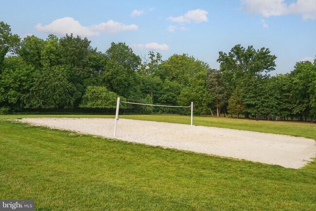 Building Photo - 20769 Duxbury Terrace