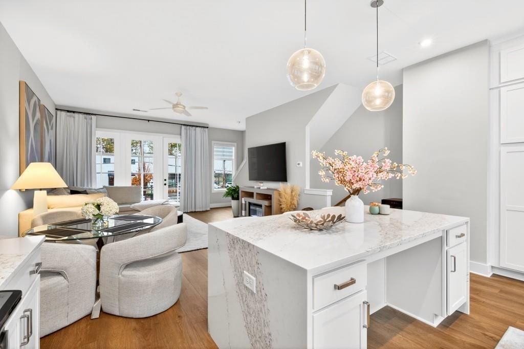 Building Photo - 2641 Mackintosh Ct