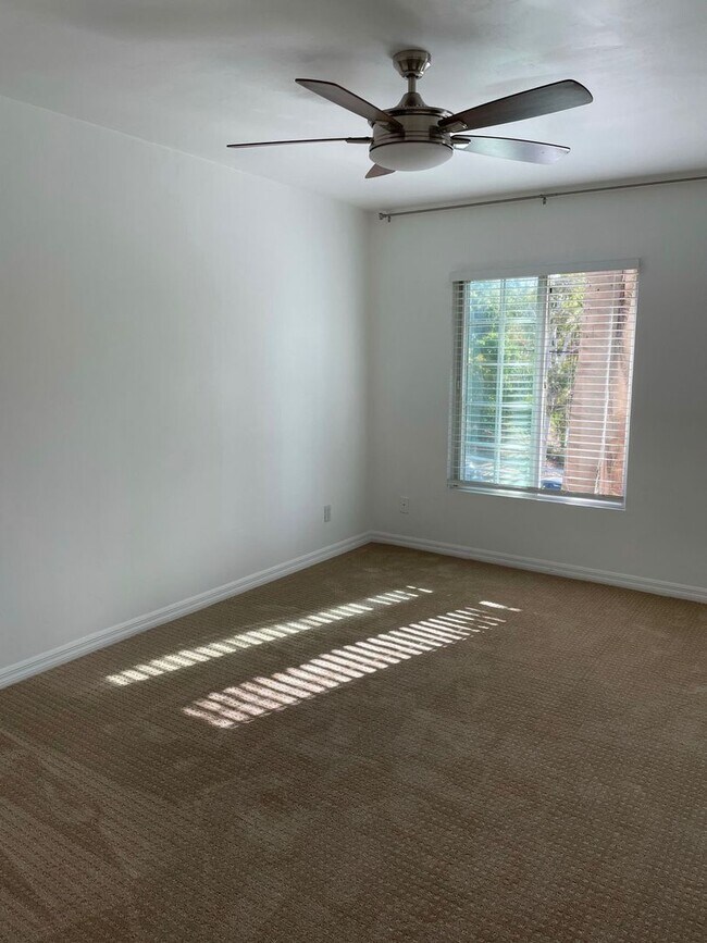 Building Photo - 4570 54th St