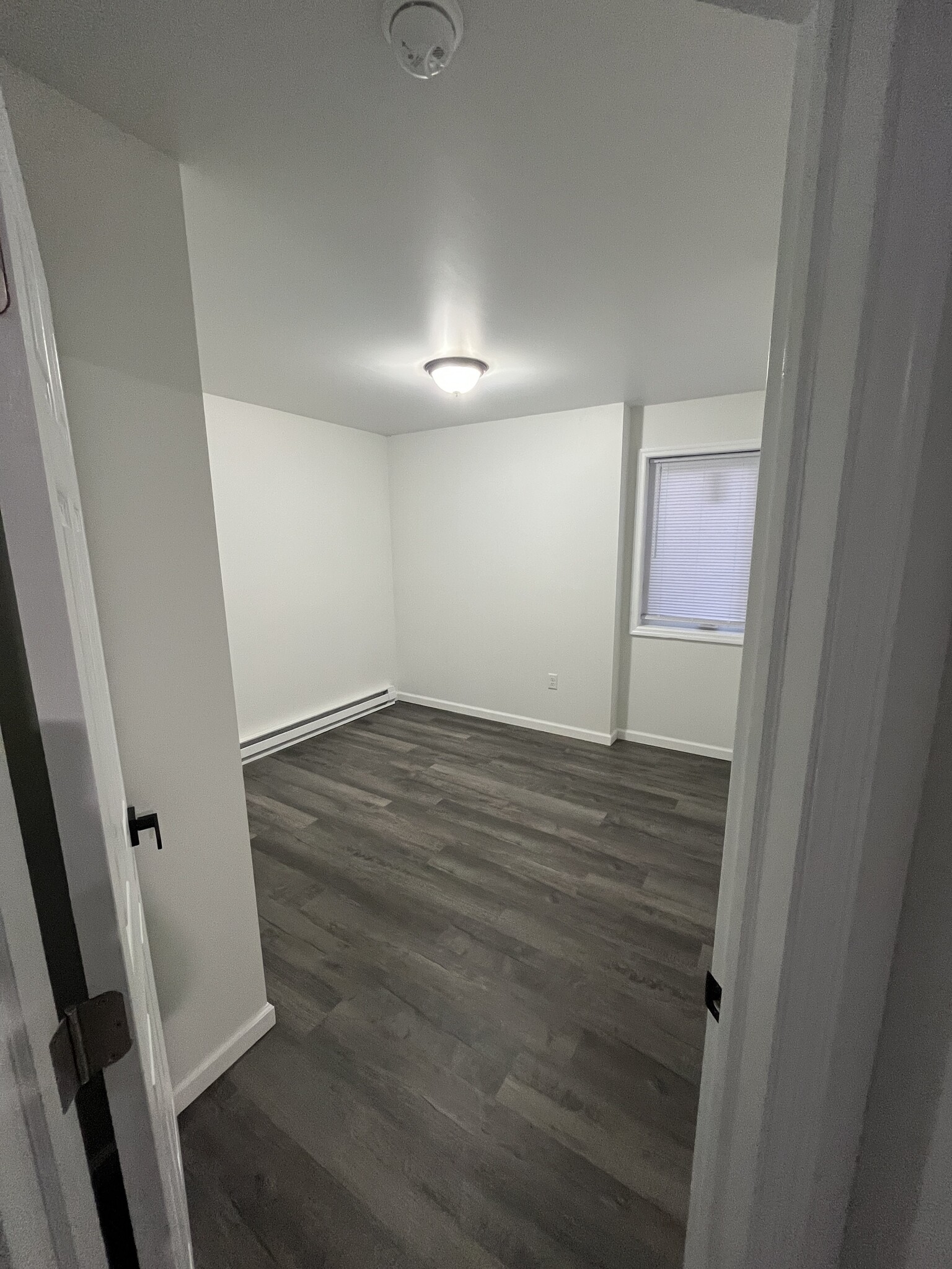 Bedroom 1 - 89 S Lake Ave