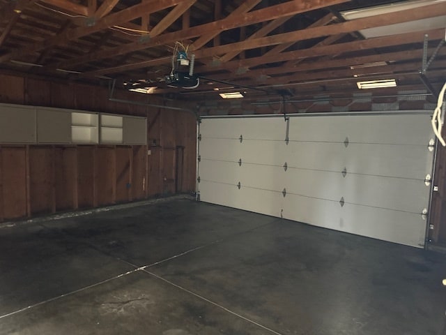 Building Photo - Modesto, 4 Bedroom 2.5 Bathroom Home