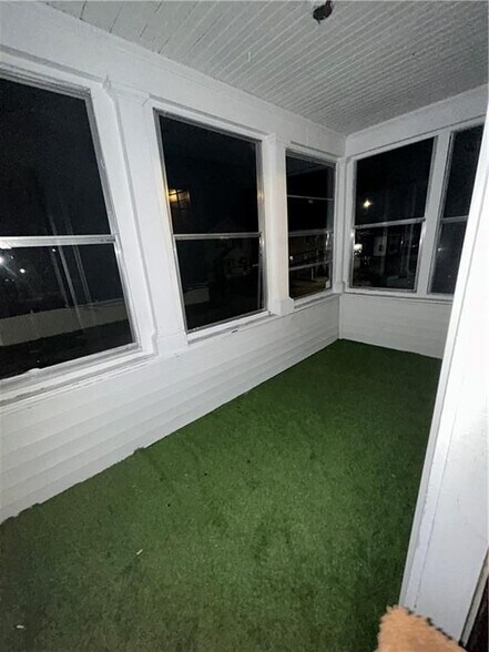 Building Photo - 113 Pleasant St